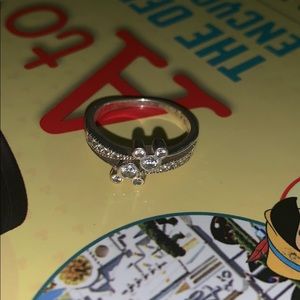 Disneyland ring size 6